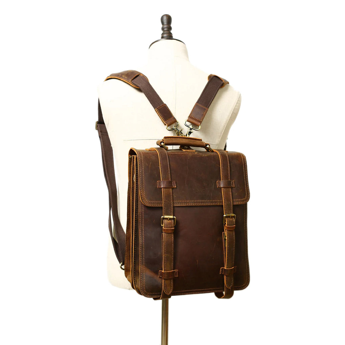 VINTRAVEL - GENUINE LEATHER BACKPACK