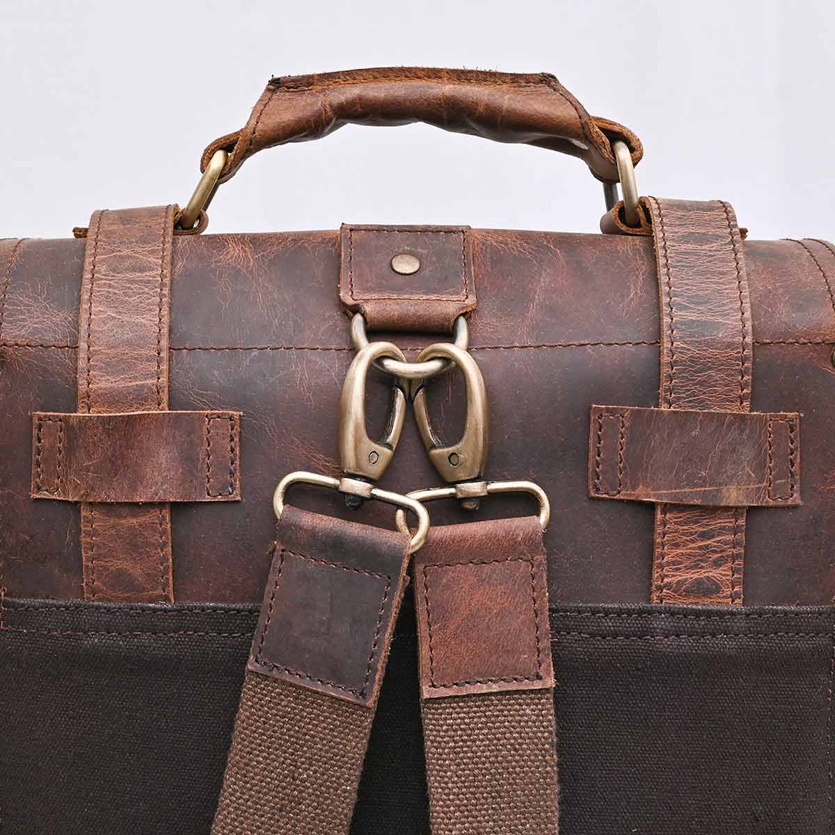 VINTRAVEL - GENUINE LEATHER BACKPACK