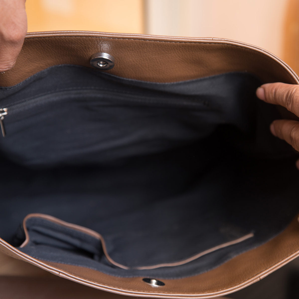 RingDaily- Leather Shoulder Bag